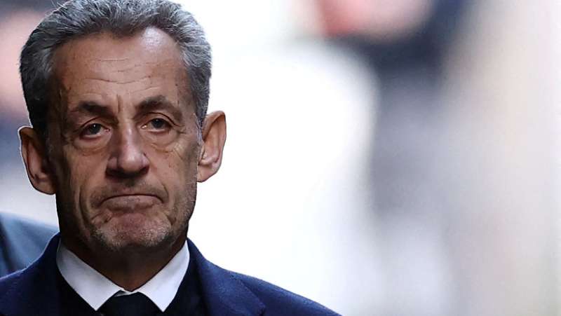 Sarkozy, eliberat sub control judiciar în dosarul libian