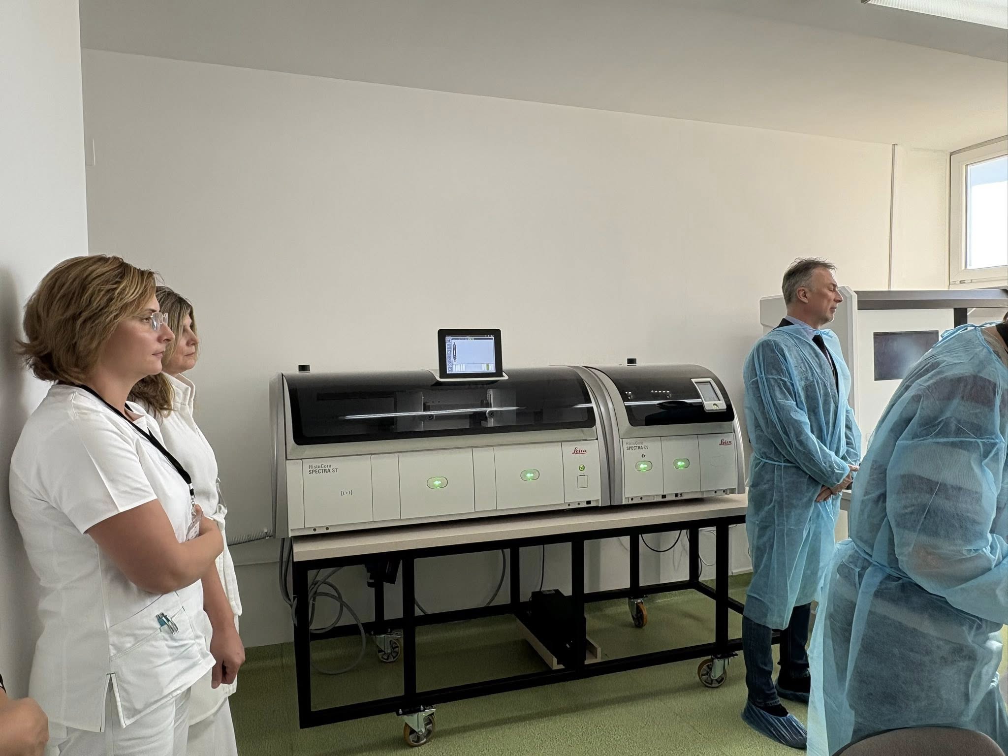 SJU „Dr. Constantin Opriș" Baia Mare a finalizat dotarea serviciului de anatomie patologică cu echipamente performante