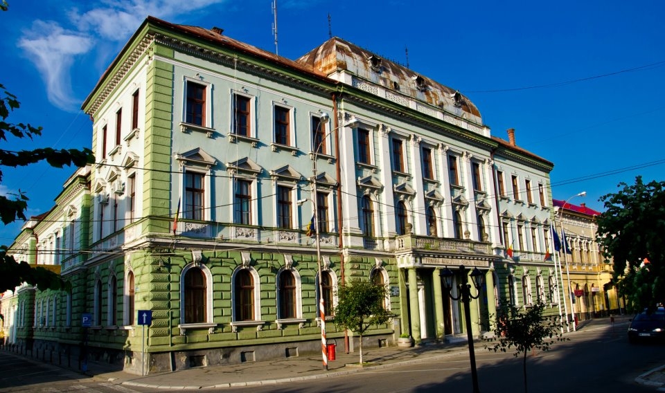 Primăria Sighetu Marmației atrage atenția asupra noilor reguli stricte la vânzarea și cumpărarea de proprietăți și mașini