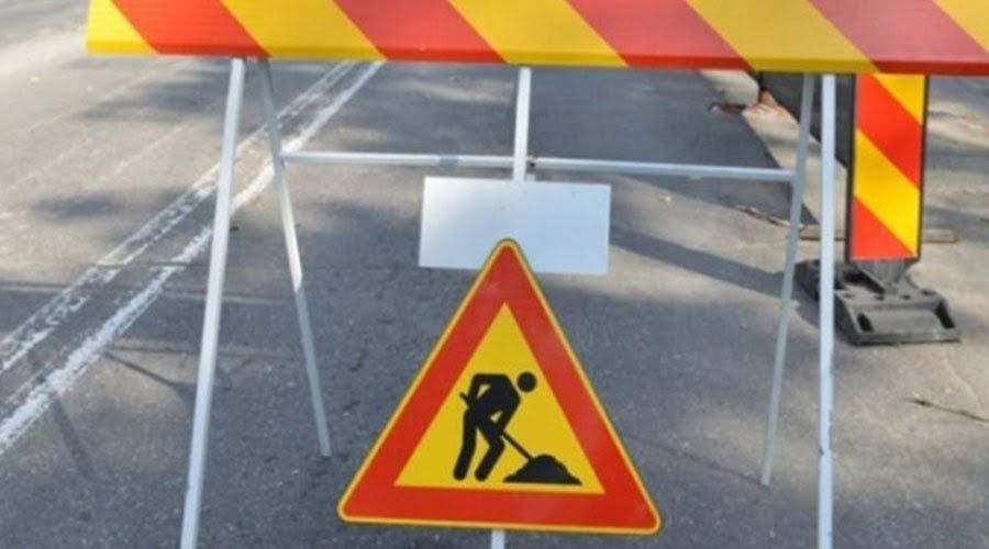 ATENȚIE: Restricții zilnice de circulație pe strada Corbului din Sighetu Marmației – Lucrări de șantier începând de astăzi