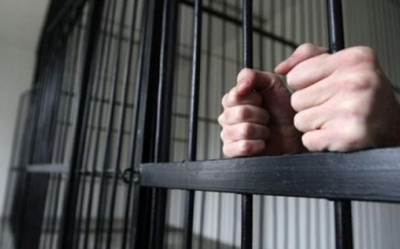 Băimărean condamnat la peste 6 ani de închisoare pentru rele tratamente aplicate minorului și violență în familie