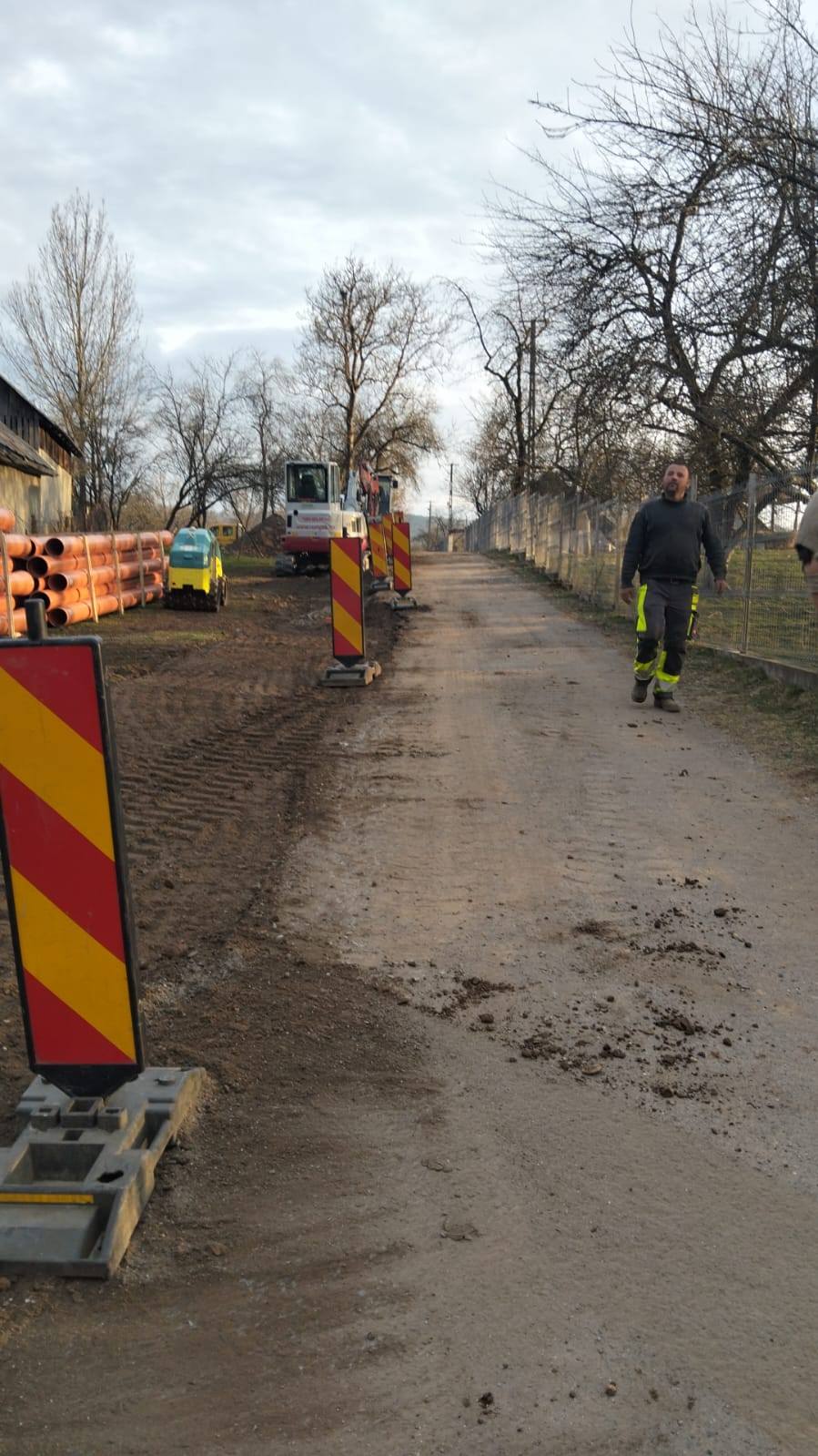 Bocicoiu Mare - Lucrările la rețelele de apă și canalizare au început în comună