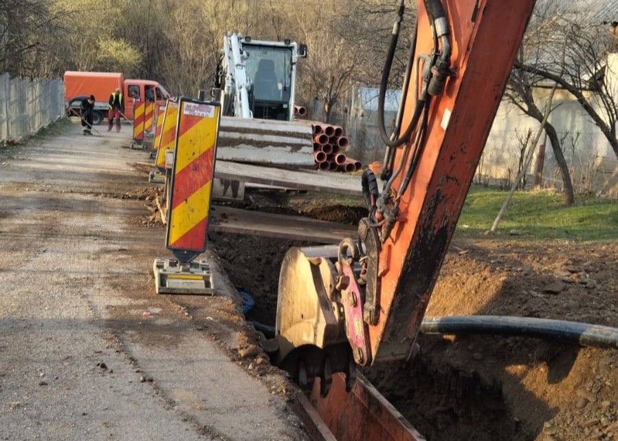 Bocicoiu Mare - Lucrările la rețelele de apă și canalizare au început în comună