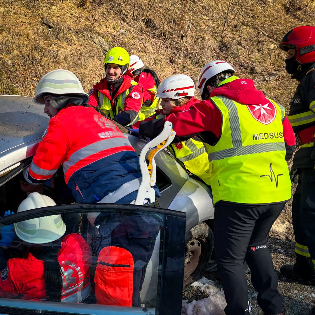 Exercițiu de amploare pentru alunecări de teren la Poieni