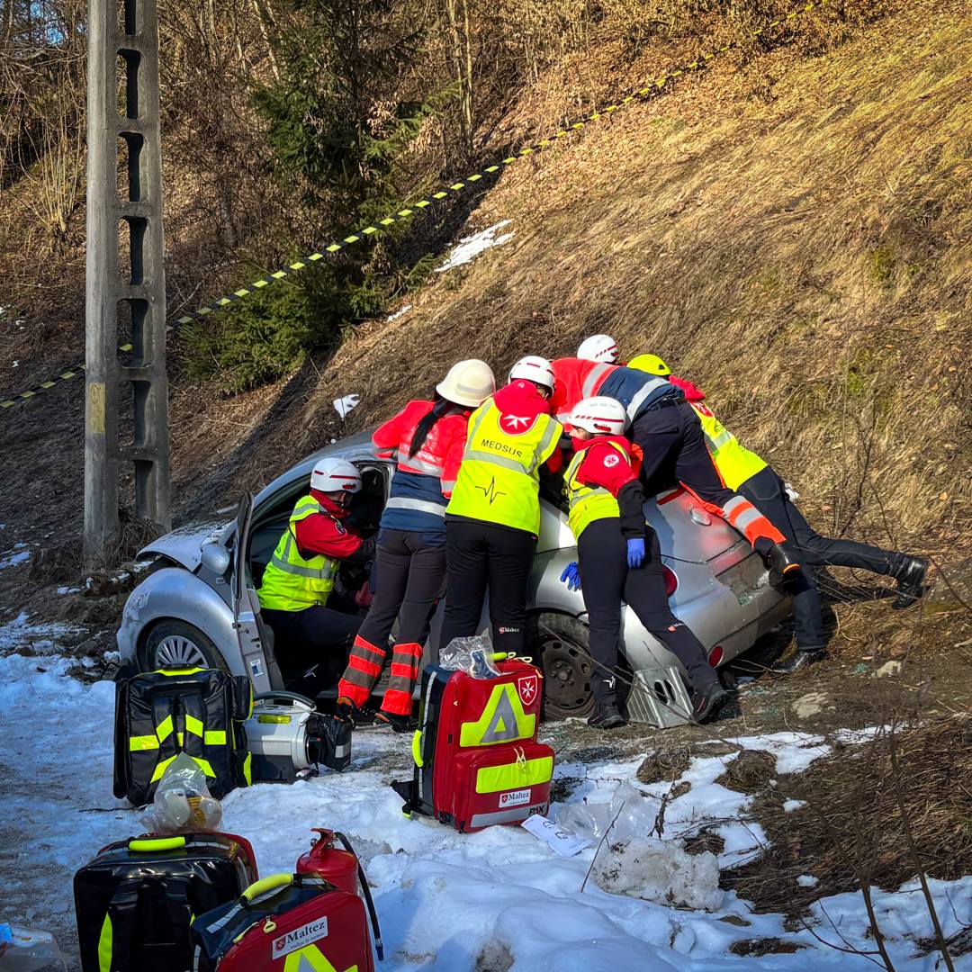 Exercițiu de amploare pentru alunecări de teren la Poieni