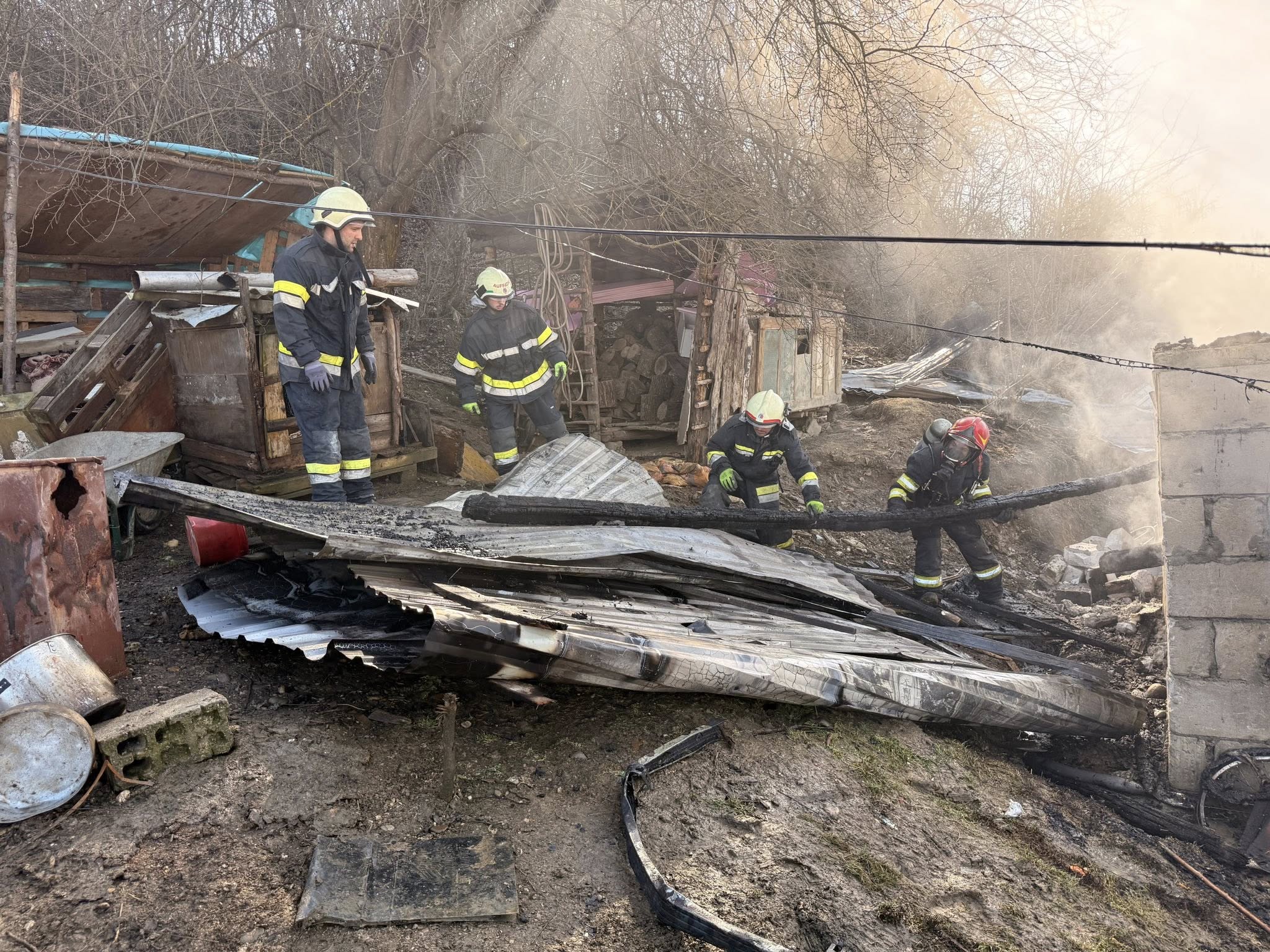 FOTO: INCENDIU în Baba, comuna Coroieni - Casă mistuită de flăcări