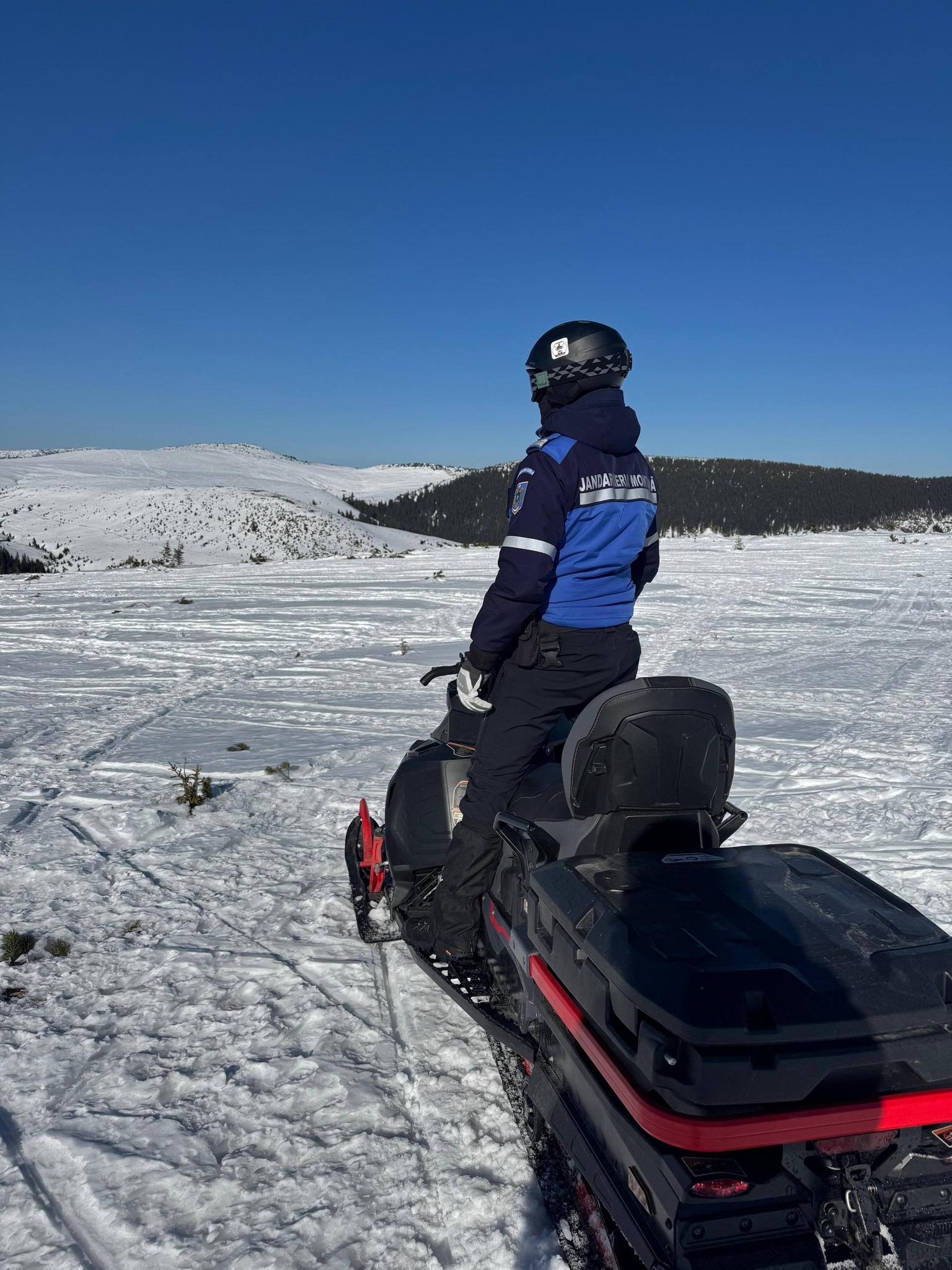 Jandarmii montani și rangerii intensifică acțiunile de protecție în Parcul Național Munții Rodnei