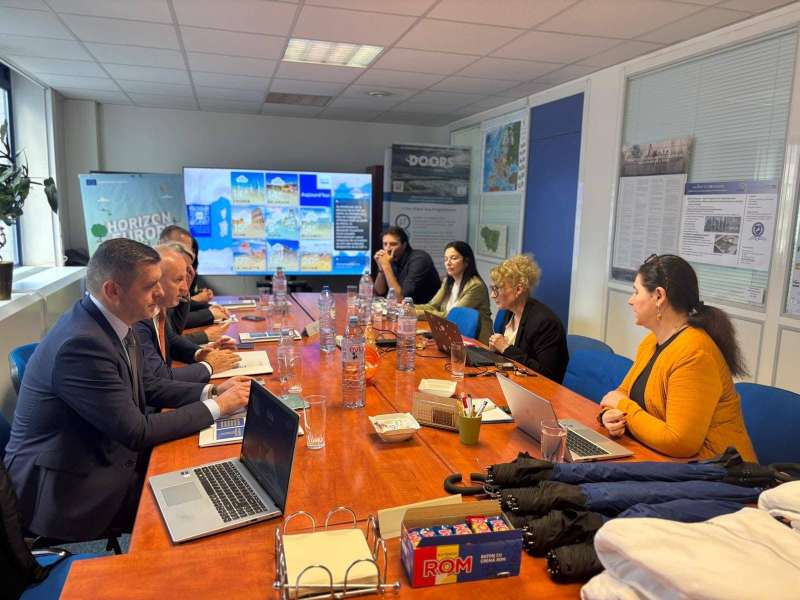 Maramureșul își consolidează prezența la Bruxelles: Prefectul Florian Sălăjeanu și primarul Baia Mare, Doru Dăncuș, discută fonduri europene și parteneriate strategice