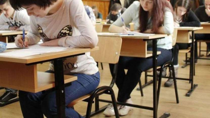 Simularea Bacalaureatului continuă miercuri cu proba la alegere a profilului