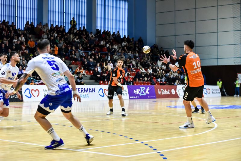 Tudor Botea și Cosmin Stanciu, convocați la loturile naționale de handbal ale României
