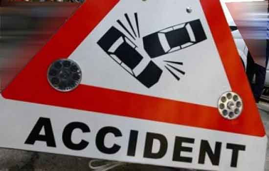 ACCIDENT mortal în VĂLENI - Un bărbat de 55 de ani a murit după ce un tractor a lovit un gard. Șoferul avea 1,01 mg/l alcool pur în aerul expirat