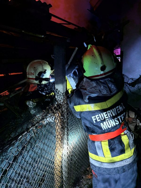 FOTO: Incendiu la o anexă gospodărească din Târgu Lăpuș, lichidat rapid de pompieri