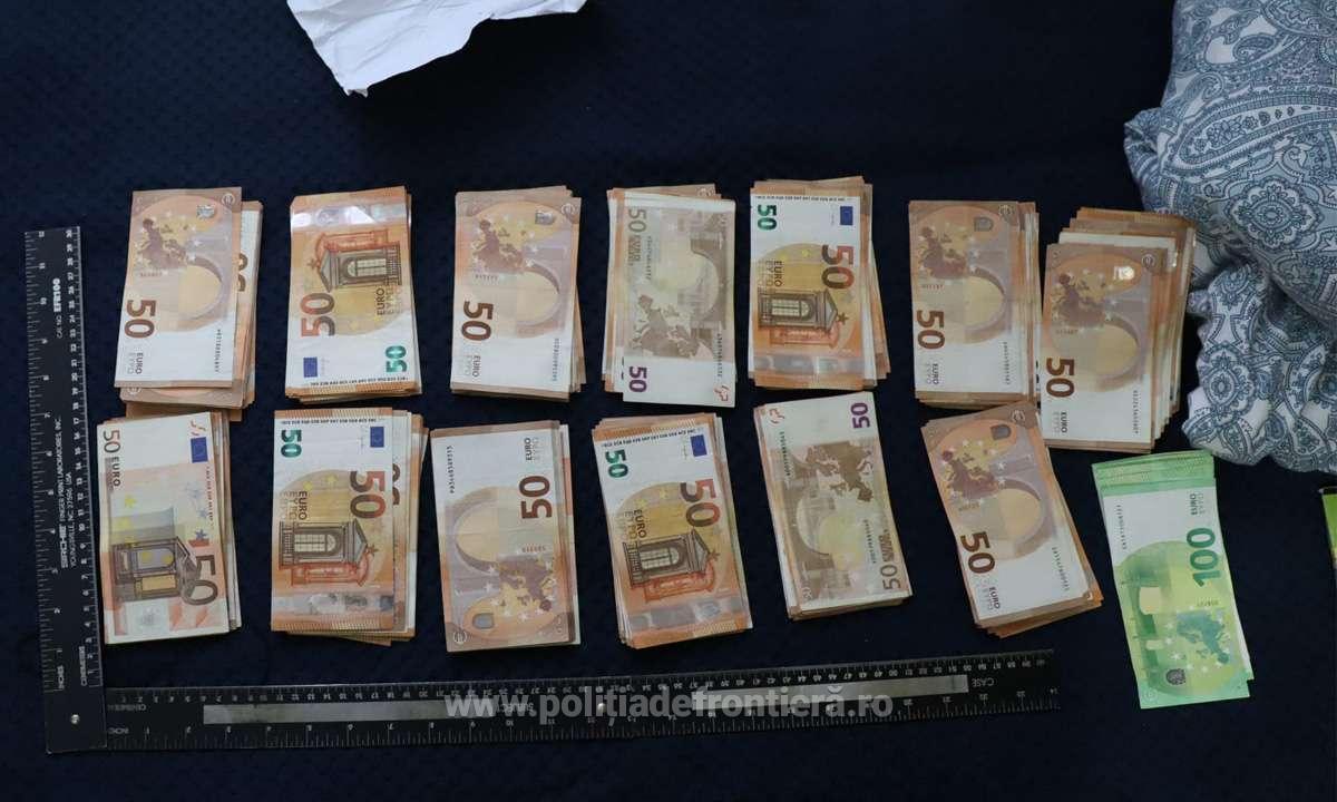 FOTO: Percheziții în Poienile de Sub Munte - Bărbat arestat preventiv pentru trafic de migranți