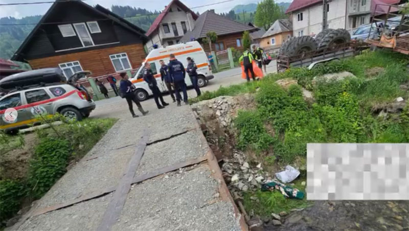 ACCIDENT - Voluntarii SVSU Poienile de Sub Munte, primii la locul unui accident rutier datorită unei aplicații de alertare digitală