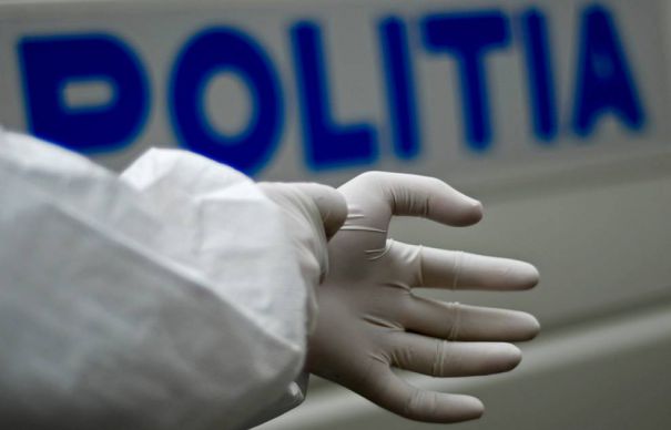 Bărbat de 31 de ani găsit decedat într-un imobil din Baia Mare