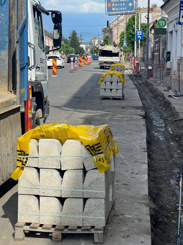 Lucrări de reabilitare în centrul Sighetului: parcul și zona centrală intră în șantier
