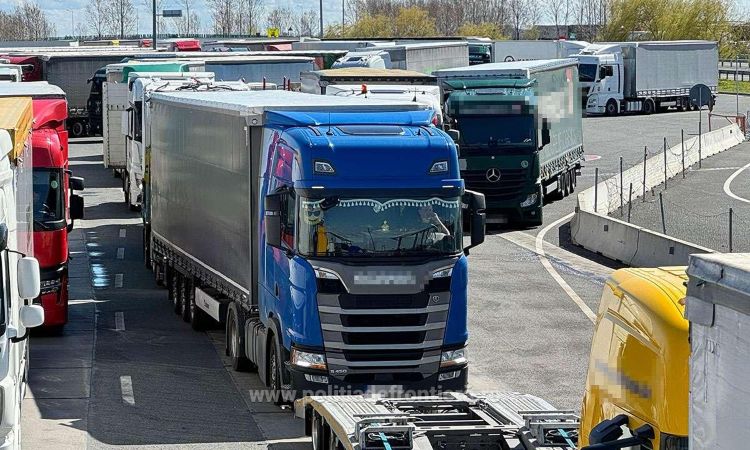 Circulația camioanelor în Ungaria, modificată din cauza caniculei