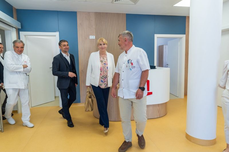 O nouă specializare universitară în domeniul imagisticii medicale ar putea atrage viitori specialiști în Maramureș. Conducerea UMF Cluj a vizitat Spitalul Județean Baia Mare