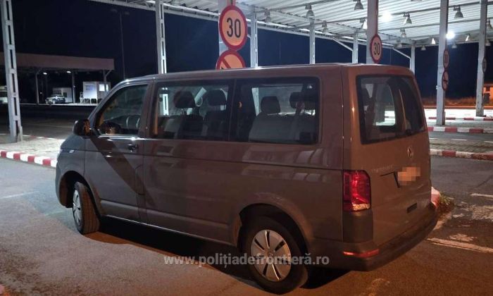 Mașină căutată de autoritățile din Germania, descoperită la controlul de frontieră. Șoferul, fără permis, este cercetat pentru tăinuire și conducere ilegală