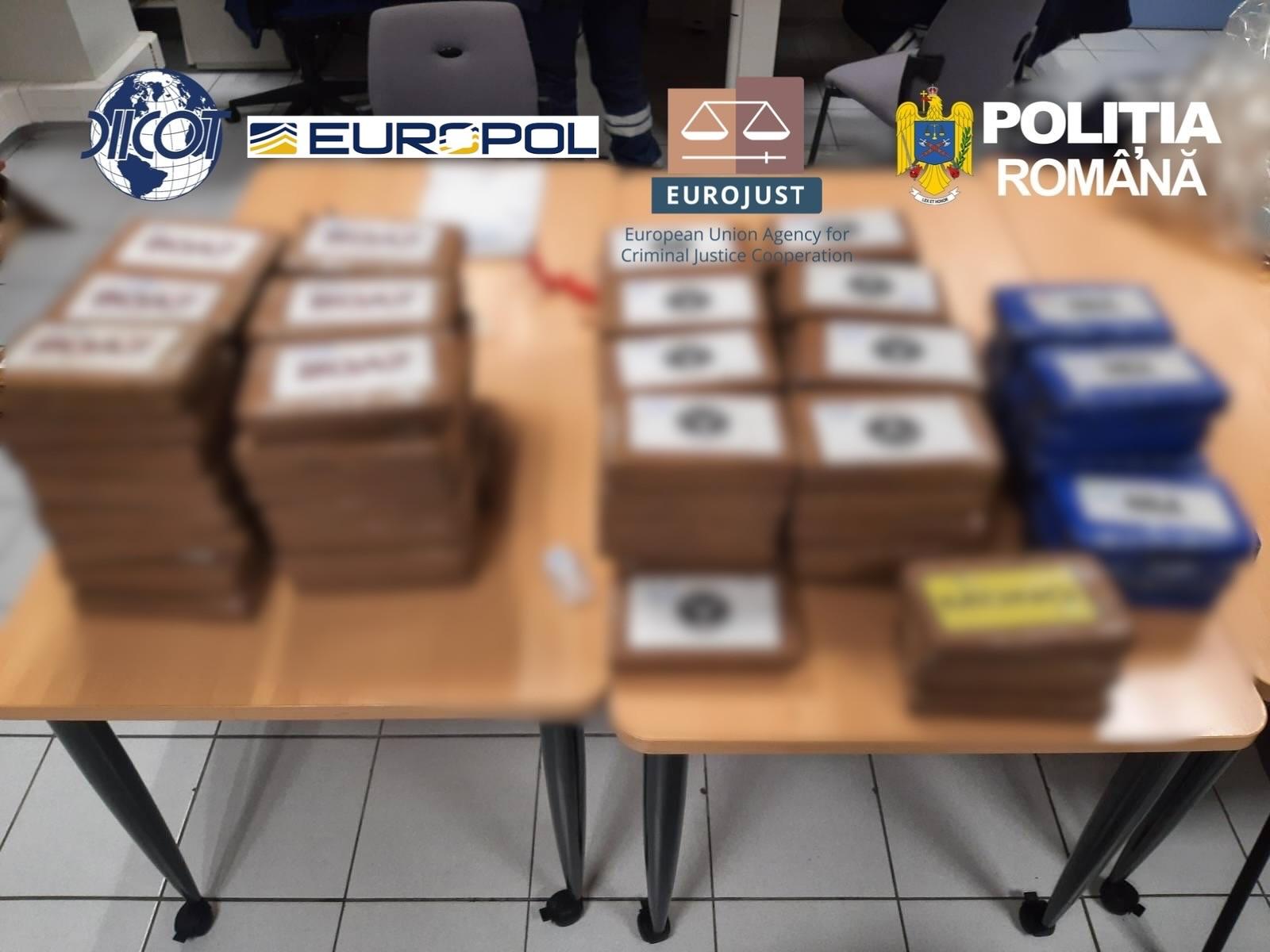 16 percheziții într-un dosar privind o rețea internațională de droguri, inclusiv în Maramureș. Aproape 1,7 tone de droguri au fost capturate în Europa