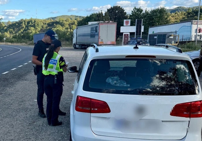Acțiune a polițiștilor, jandarmilor și polițiștilor de frontieră în Sighetu Marmației. 31 de amenzi și un permis reținut