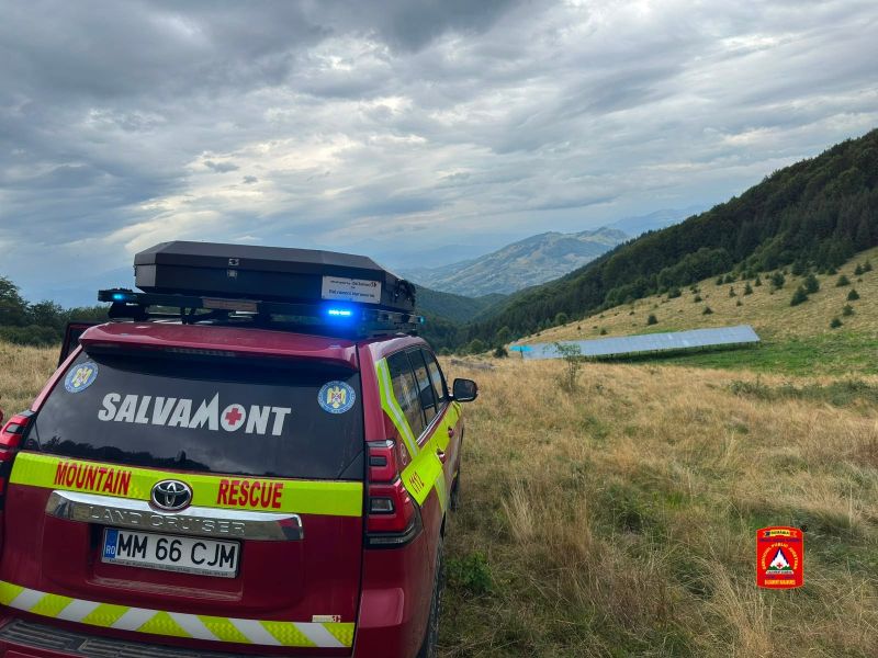 ACTUALIZARE: Acțiune de salvare în desfășurare la Creasta Cocoșului. O persoană accidentată este recuperată de salvamontiști