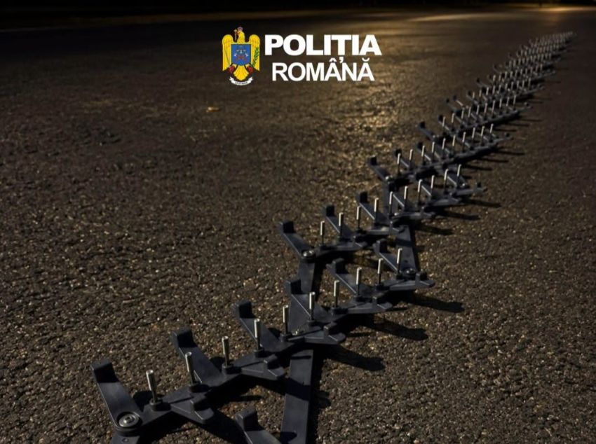 Tânăr de 18 ani, reținut după o urmărire în trafic în Baia Mare. Polițiștii au folosit un dispozitiv Spike-strip pentru a-l opri