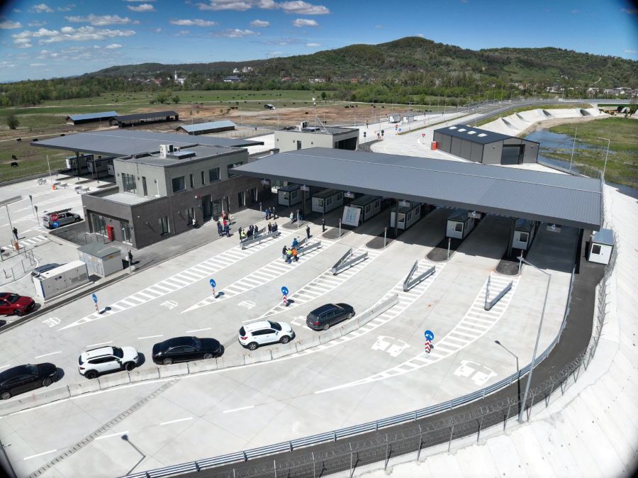 Deschidere Pod peste Tisa