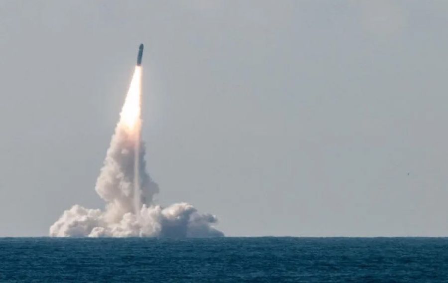 Franta, racheta nucleara